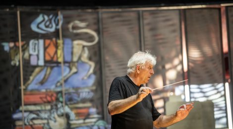 Der Mann, der ohne Oper nicht leben kann