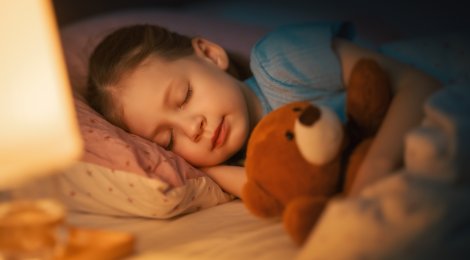 Wie Hormone den Schlaf beeinflussen