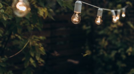 Aussenbeleuchtung im Herbst