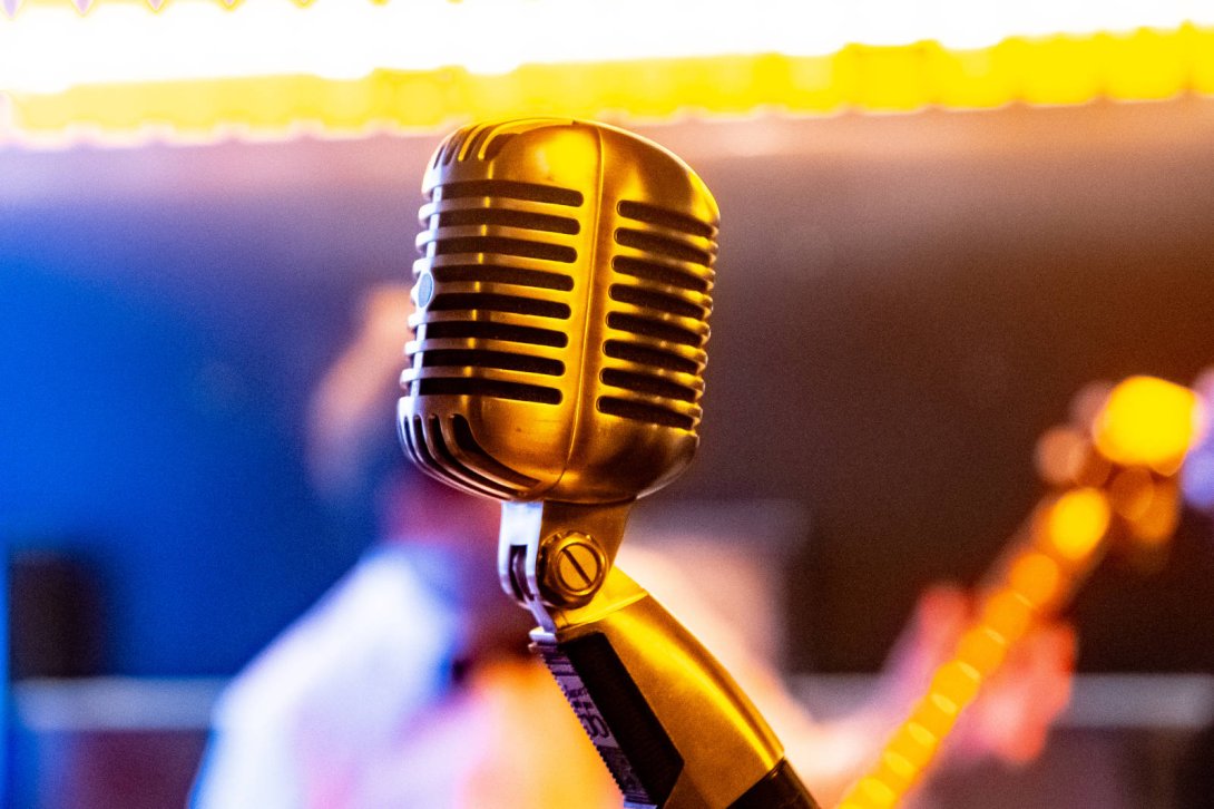 Carlo Bonomi - Die Stimme hinter dem Pingu